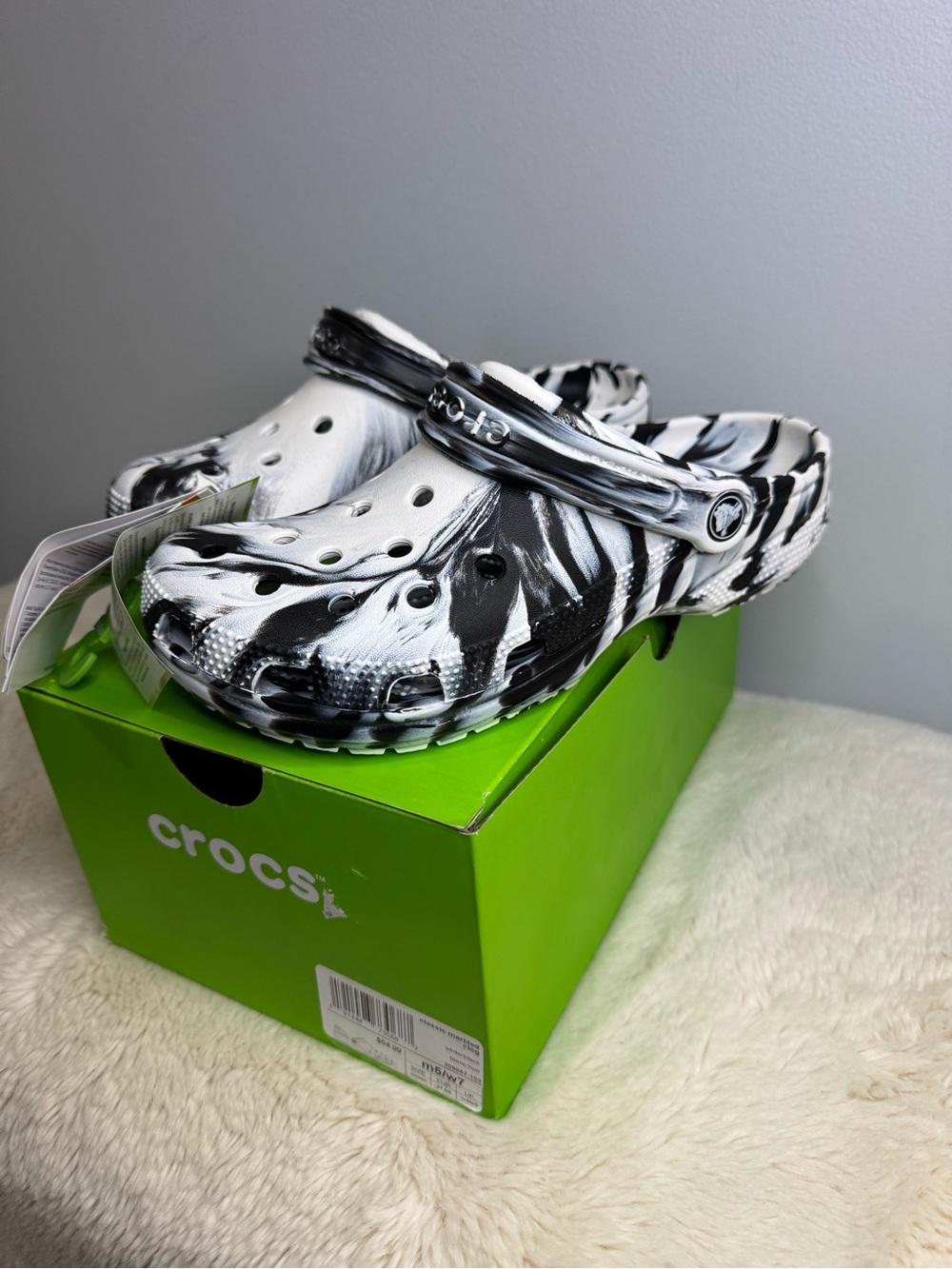 Crocs Women’s Classic Clog - Black & White Marble
